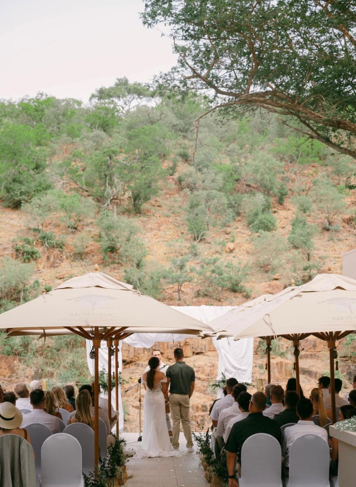 Mologa River Lodge Rust de Winter Exterior photo
